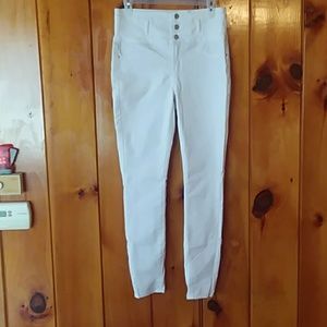 White high waisted pants